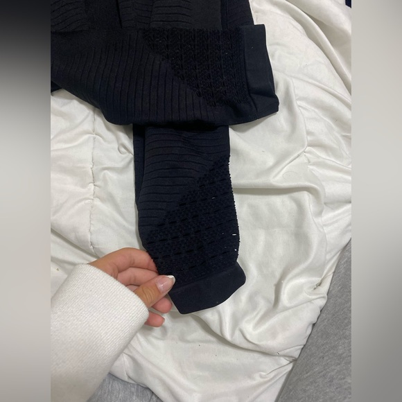 Gymshark Size Small Black leggings - Picture 6 of 6